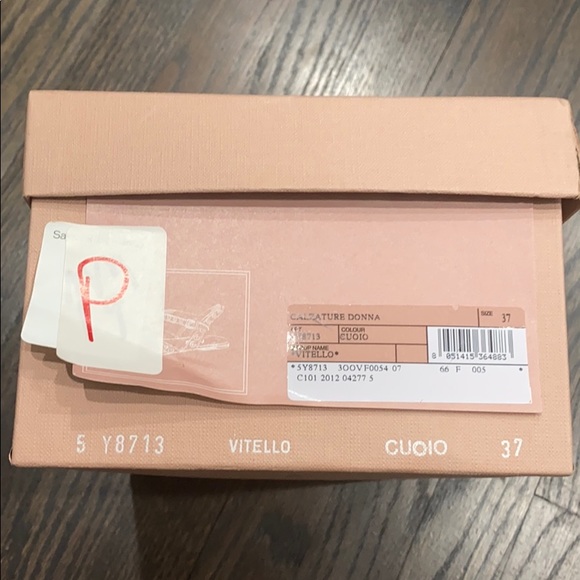 Miu Miu Vitello Sandal - Picture 7 of 7